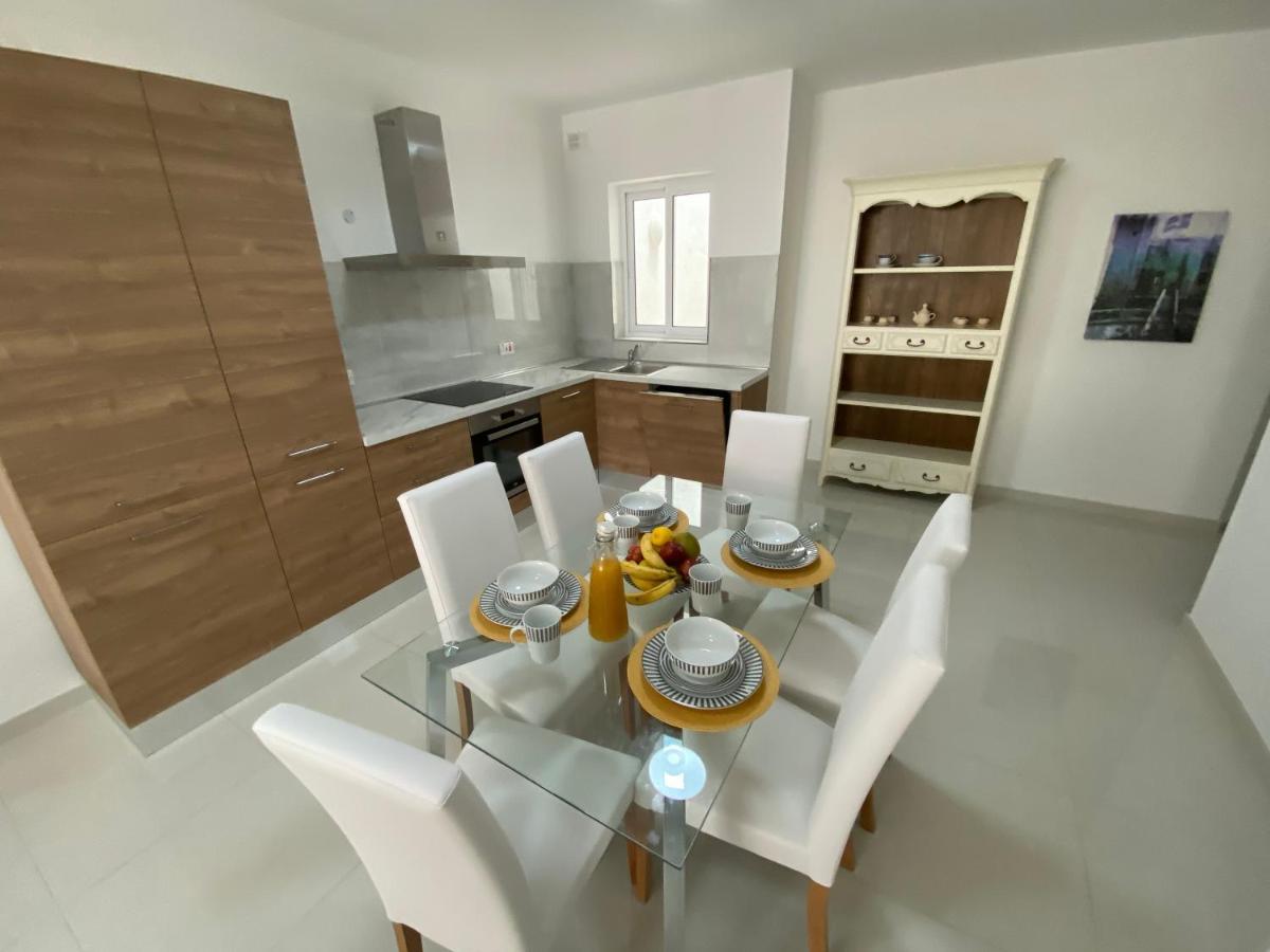 Sunshine Apartments Mellieha - Modern Three Bedroom Ground Floor Apartment With Yard מראה חיצוני תמונה